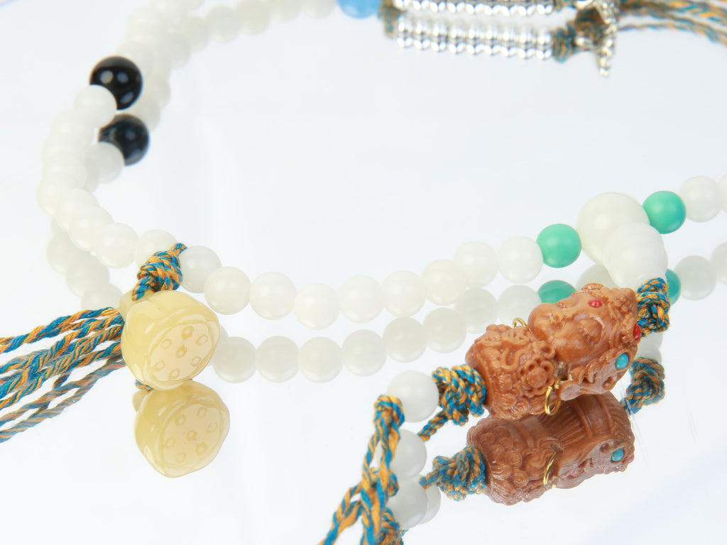 The Golden Pool's Gushing Lotus Sacred Blessing Strand | Oriental Qi